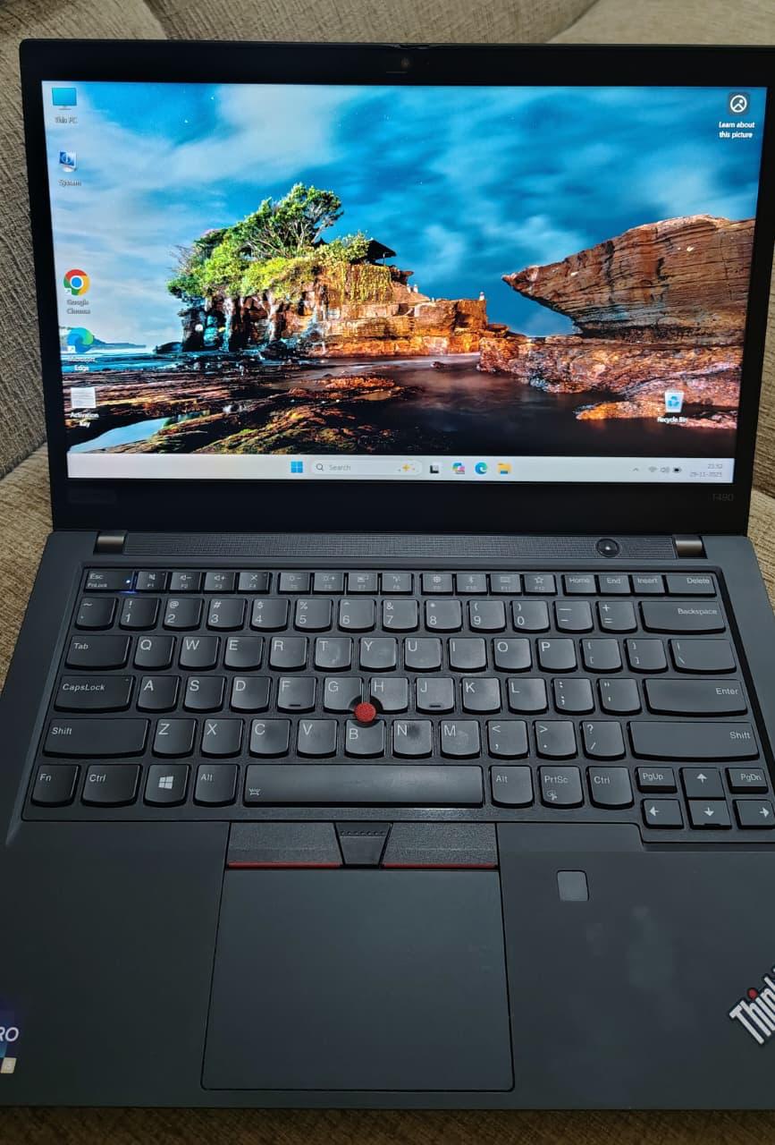 Lenovo ThinkPad T490 Intel Core i5– 8th Gen 8GB DDR4 RAM 256GB M.2 SSD 14” FHD Touchscreen | 180° Foldable